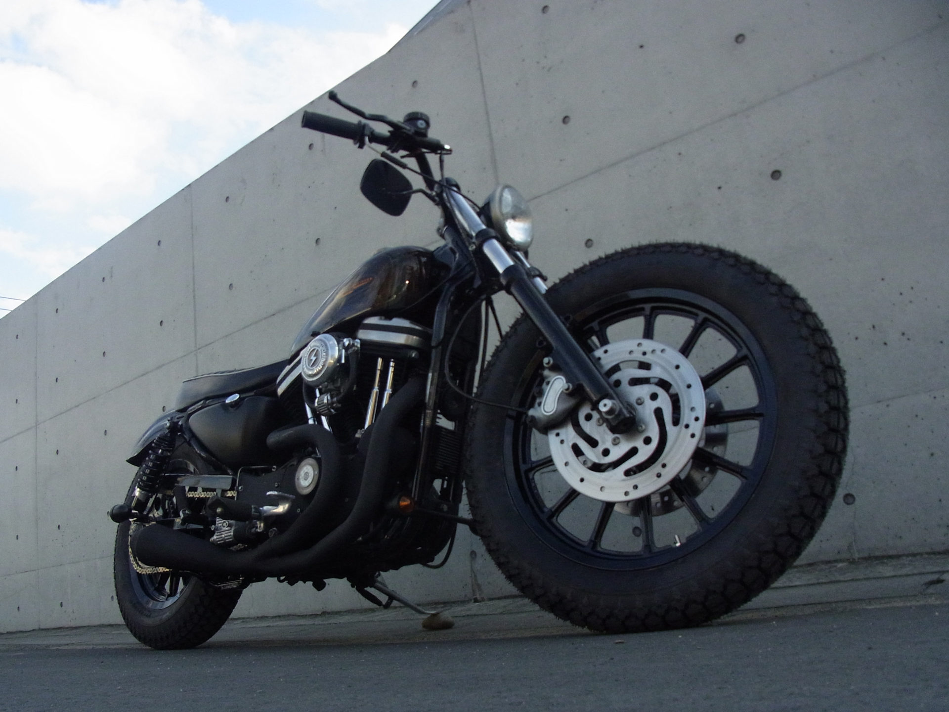 SPORTSTER CUSTOM SP-16