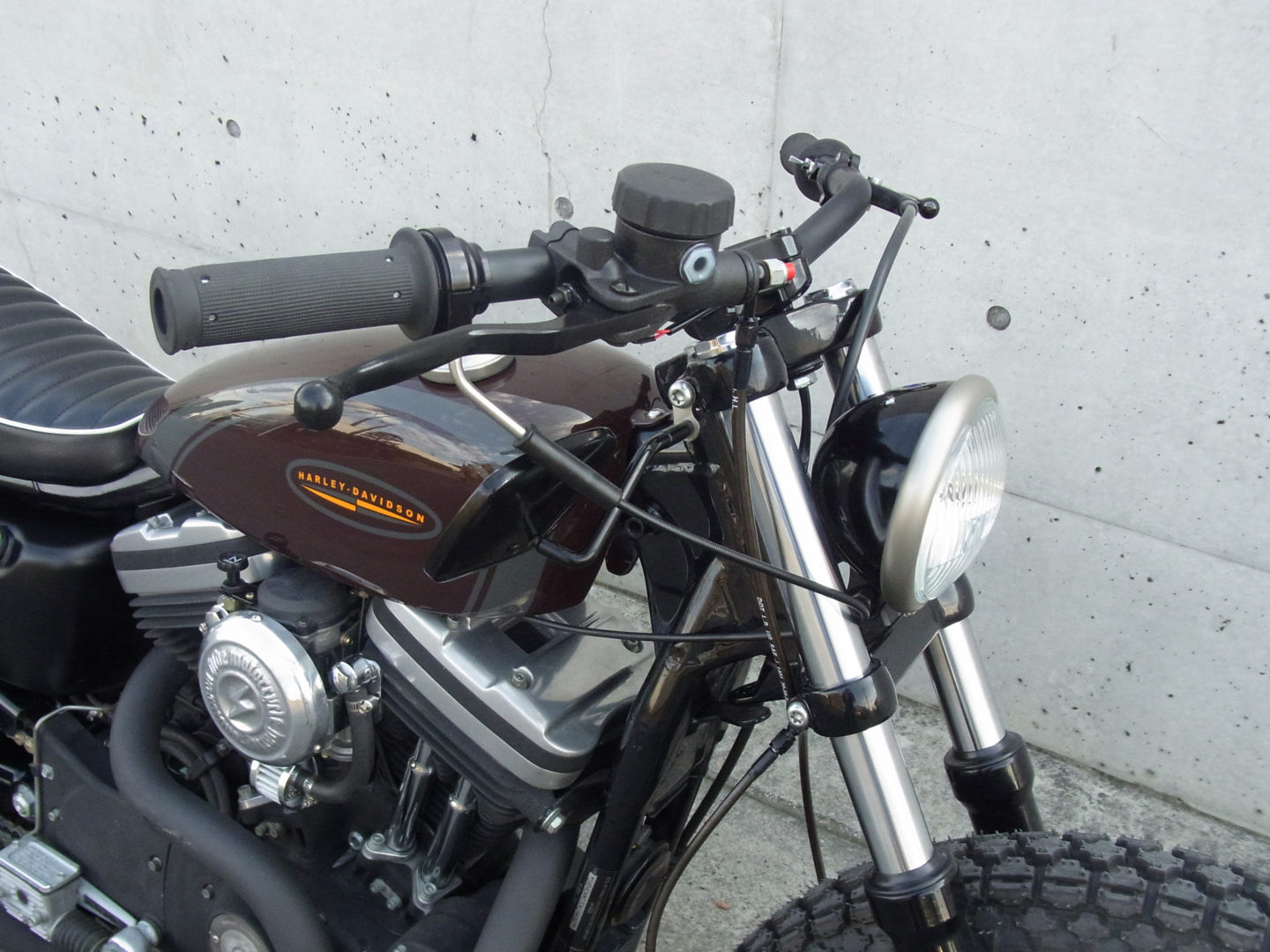 SPORTSTER CUSTOM SP-16