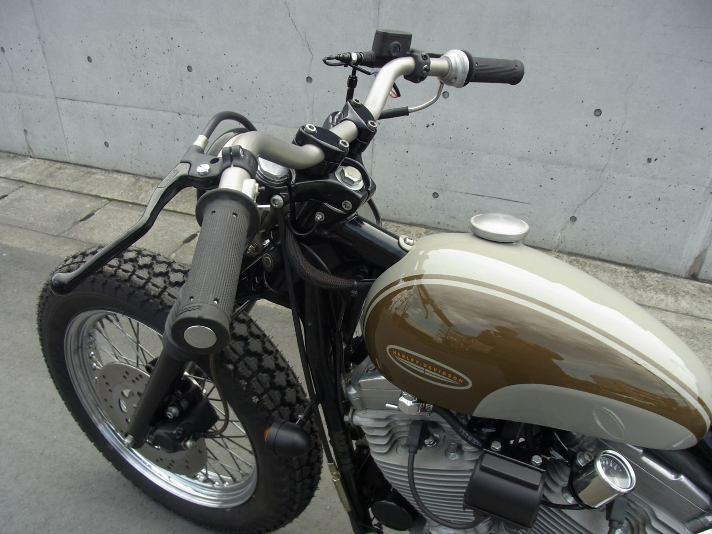 SPORTSTER CUSTOM SP-17