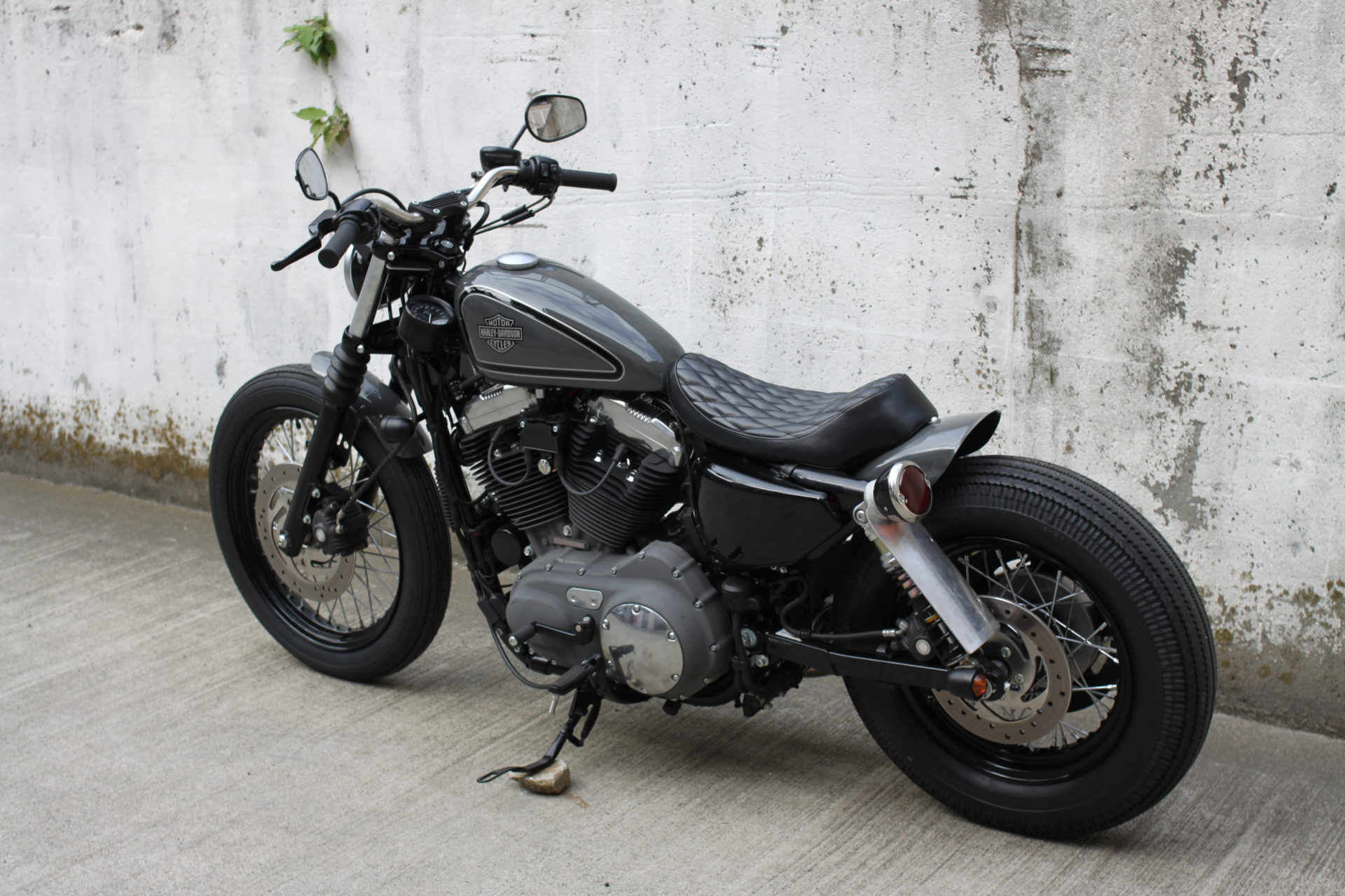 SPORTSTER CUSTOM SP-32