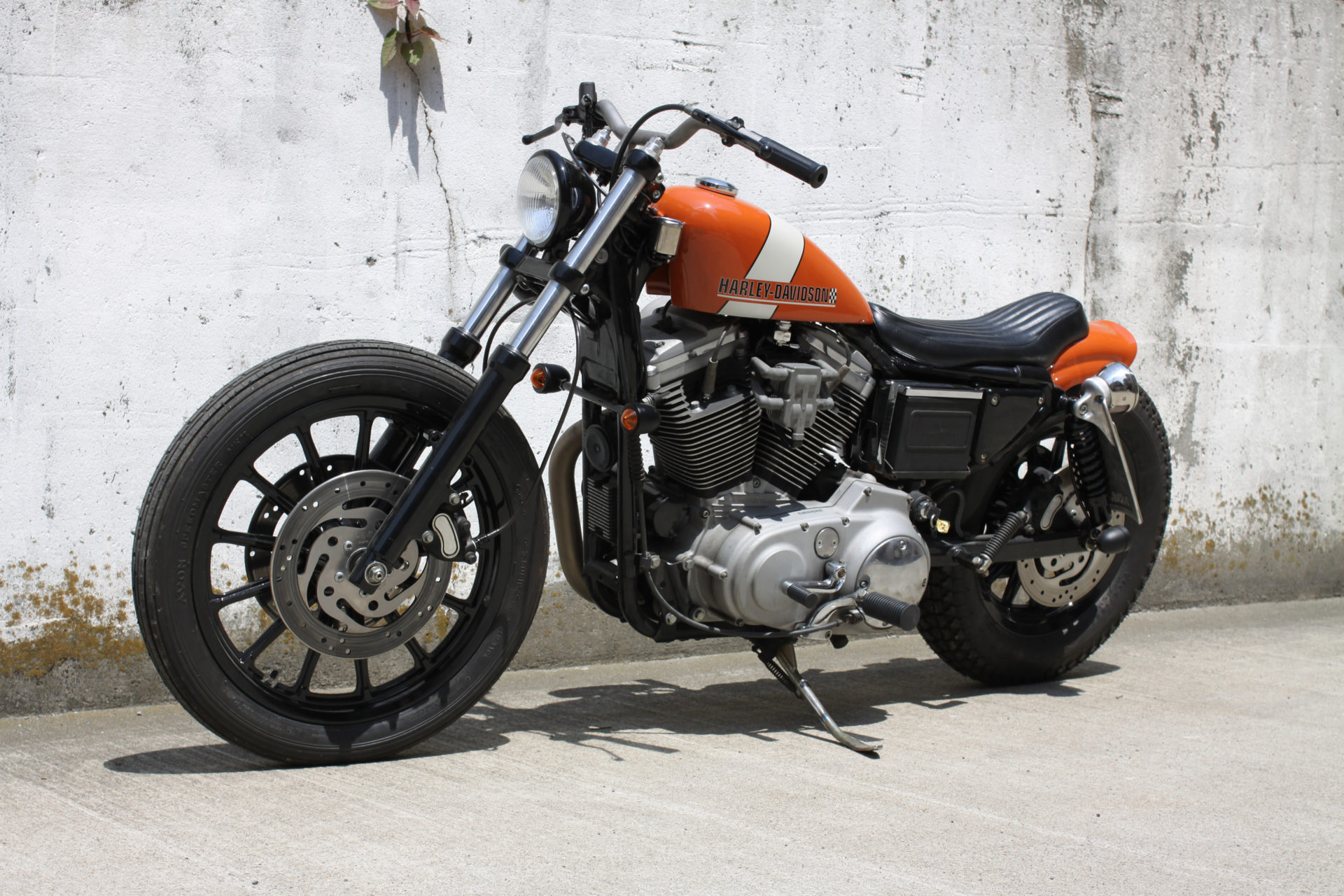 SPORTSTER CUSTOM SP-37