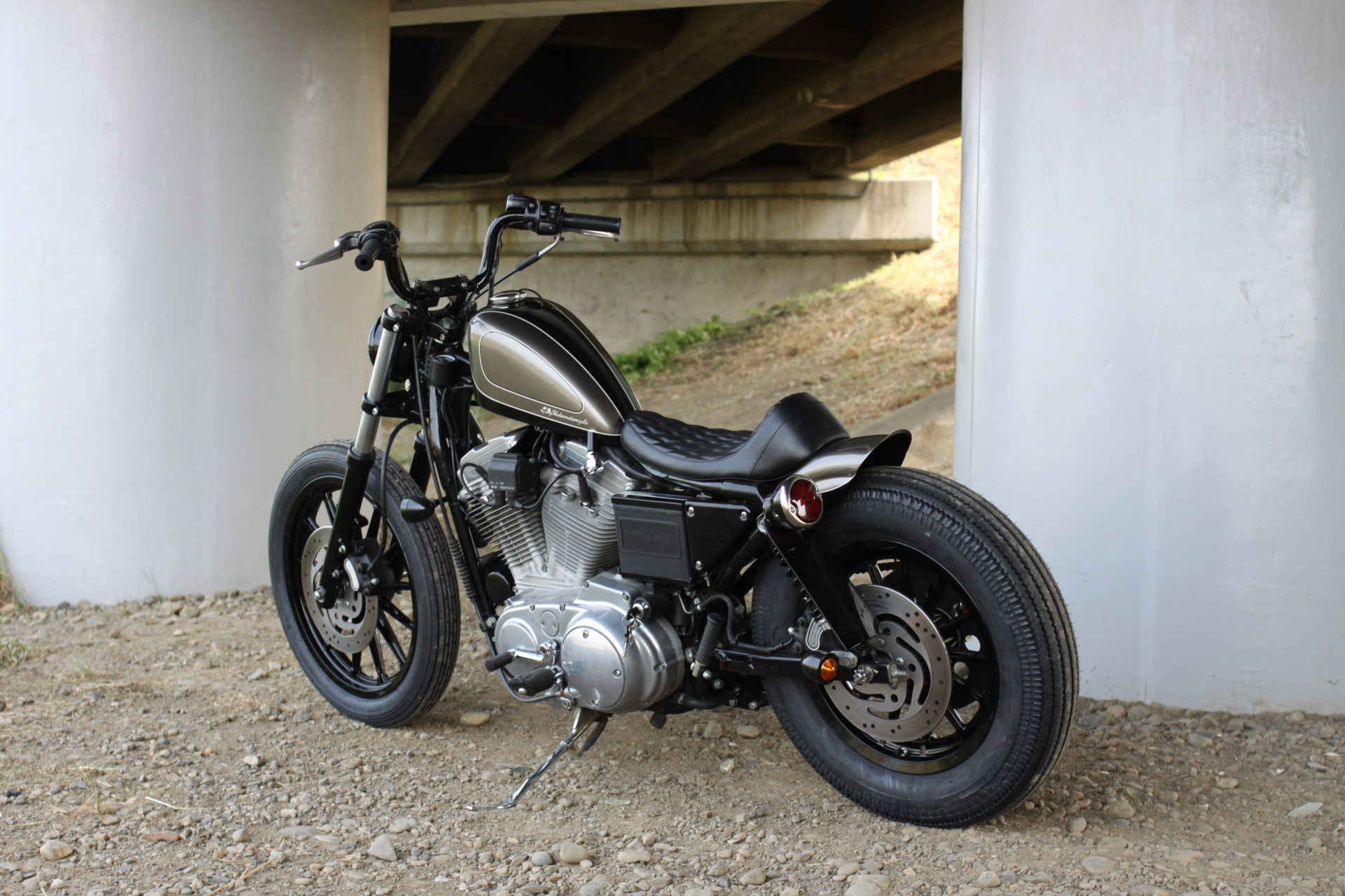 SPORTSTER CUSTOM SP-40