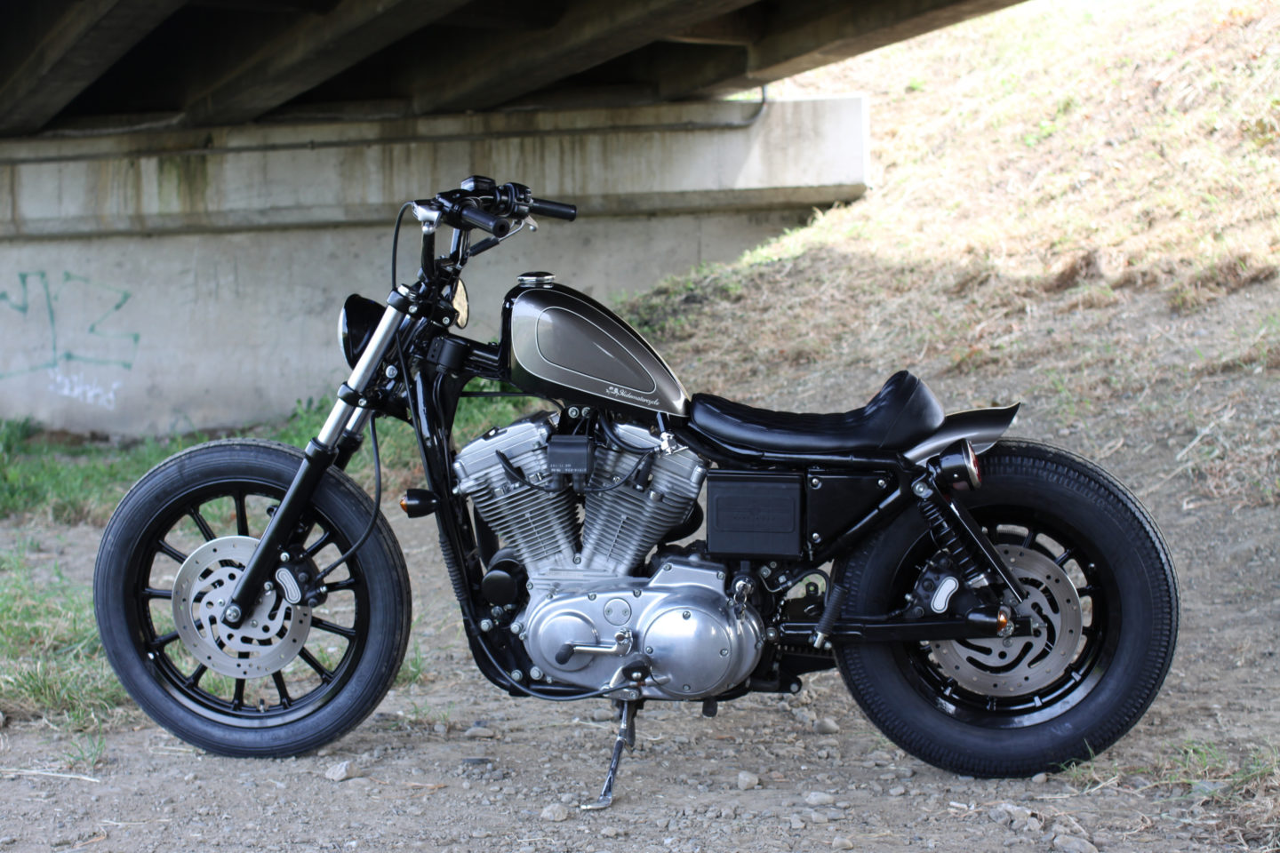 SPORTSTER CUSTOM SP-40