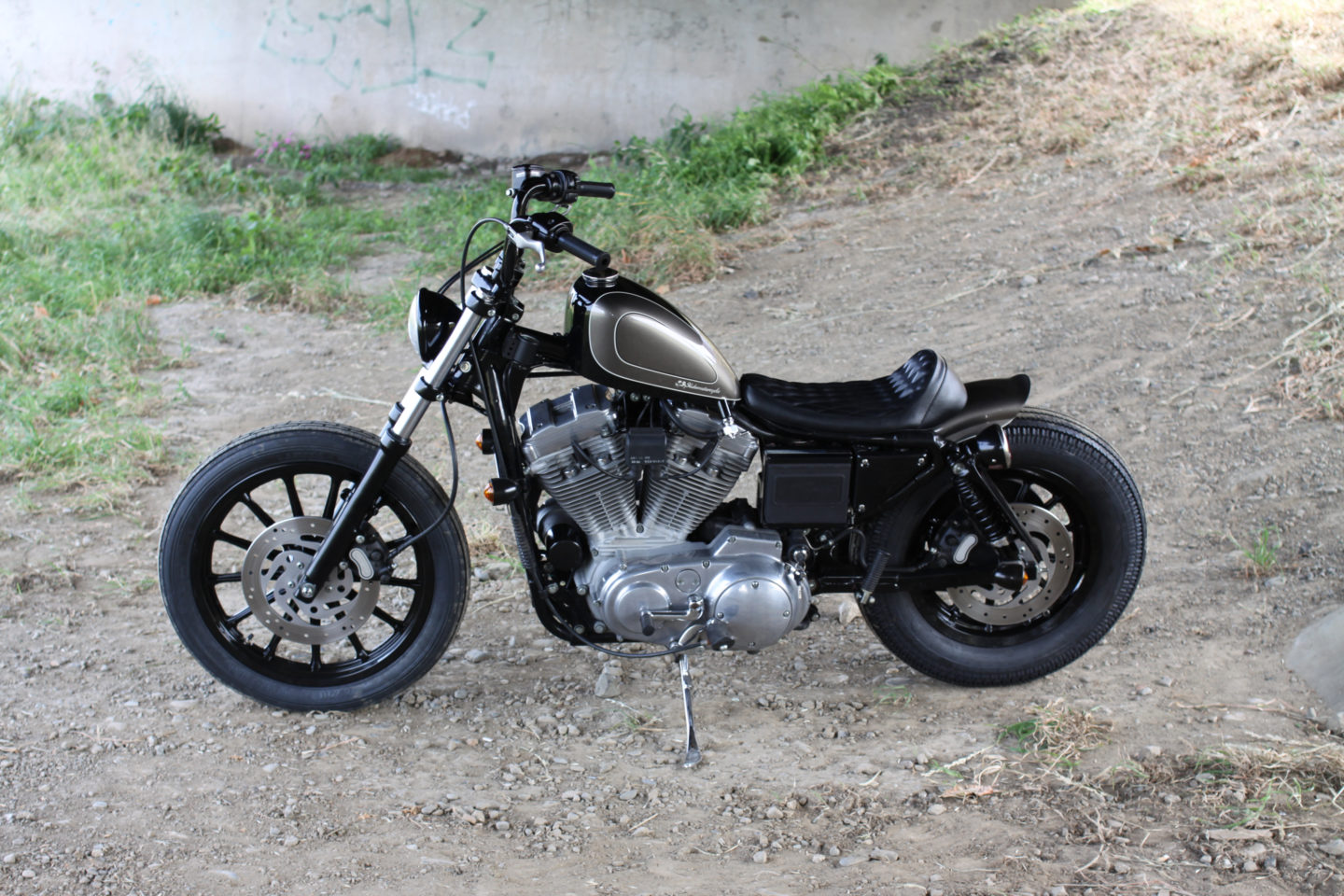 SPORTSTER CUSTOM SP-40