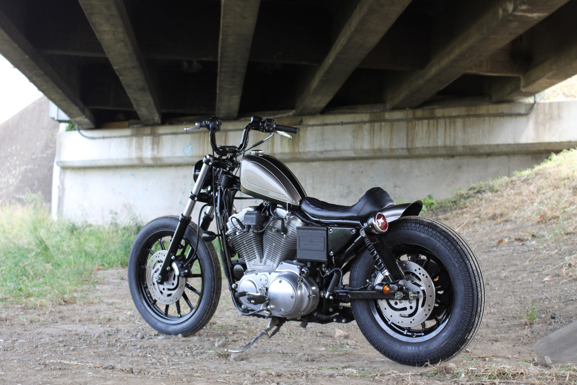 SPORTSTER CUSTOM SP-40