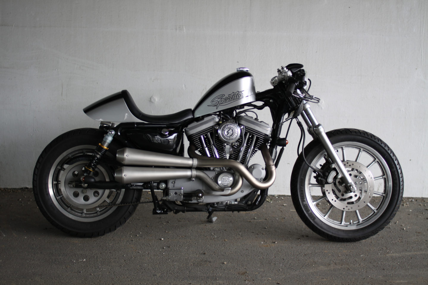 SPORTSTER CUSTOM SP-43