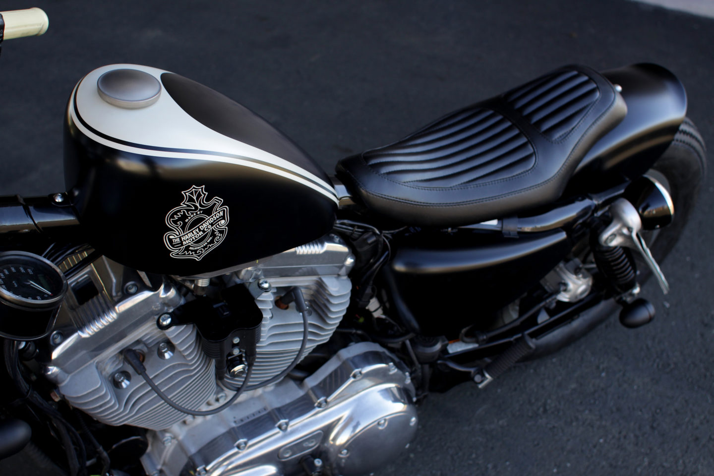 SPORTSTER CUSTOM SP-48