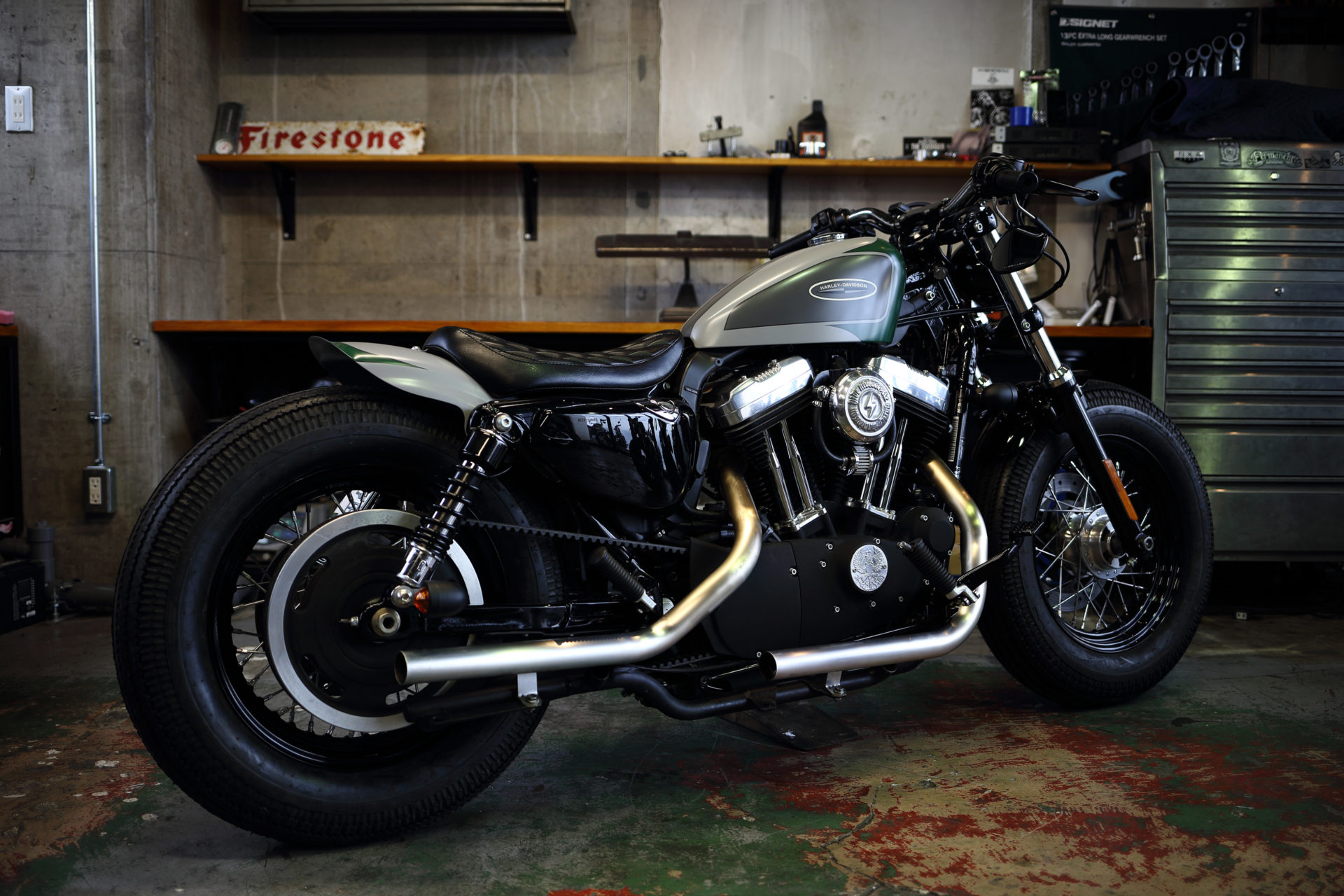 SPORTSTER CUSTOM SP-62