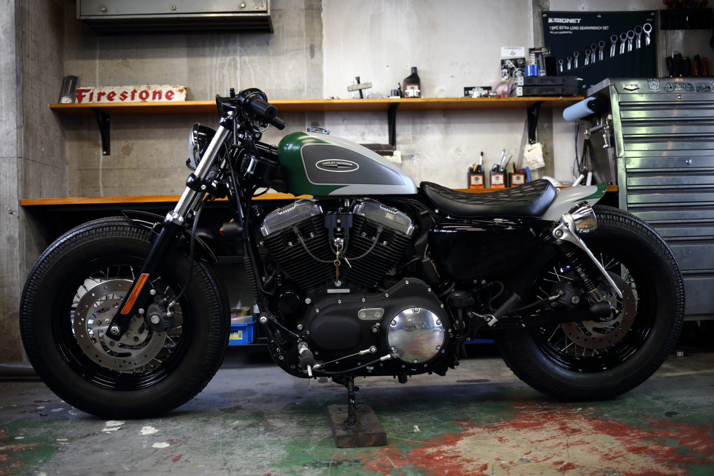 SPORTSTER CUSTOM SP-62