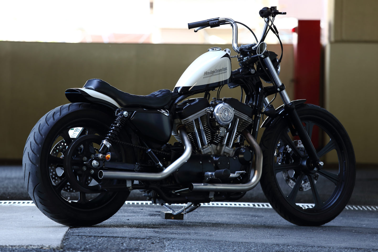 SPORTSTER CUSTOM SP-64