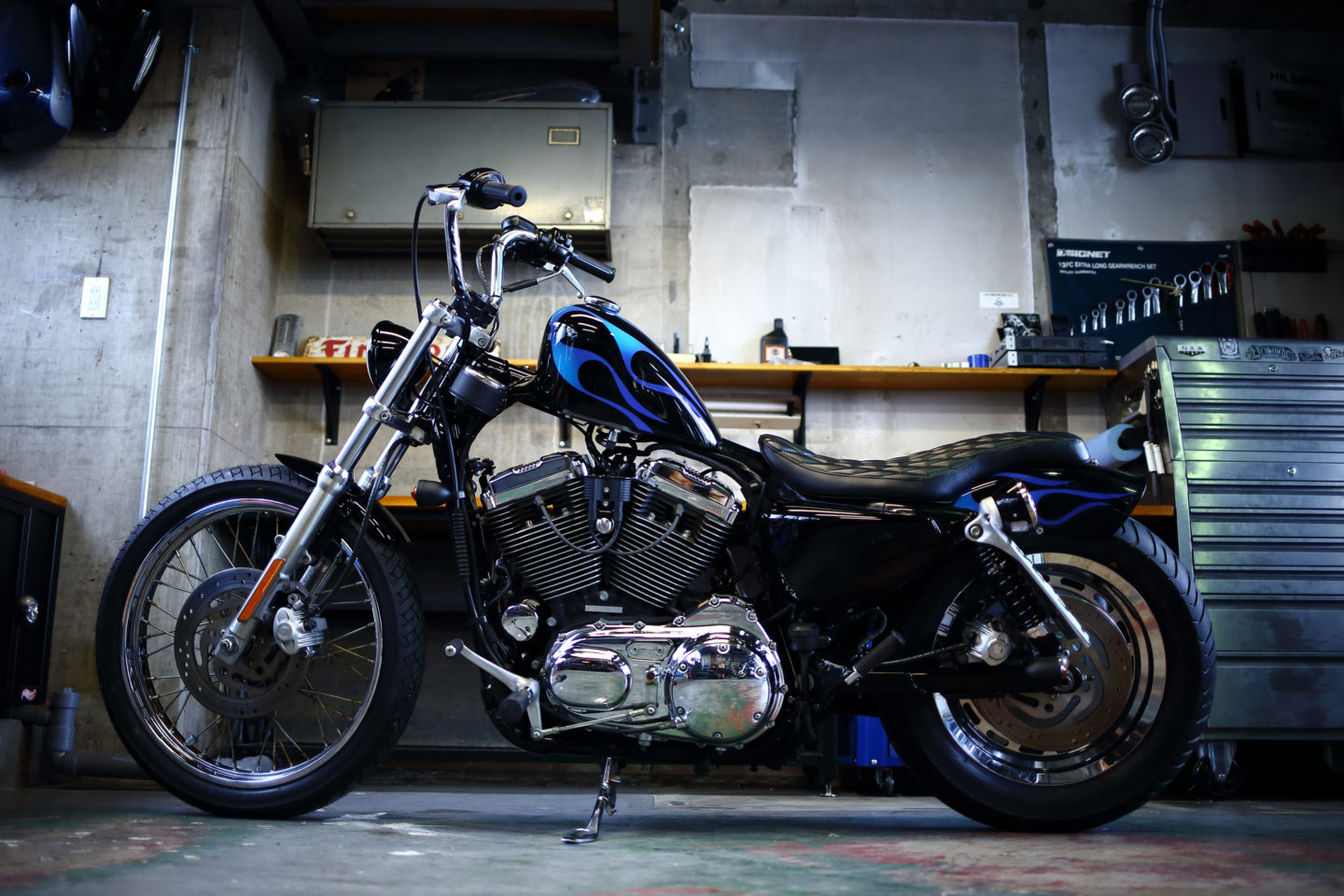 SPORTSTER CUSTOM SP-69