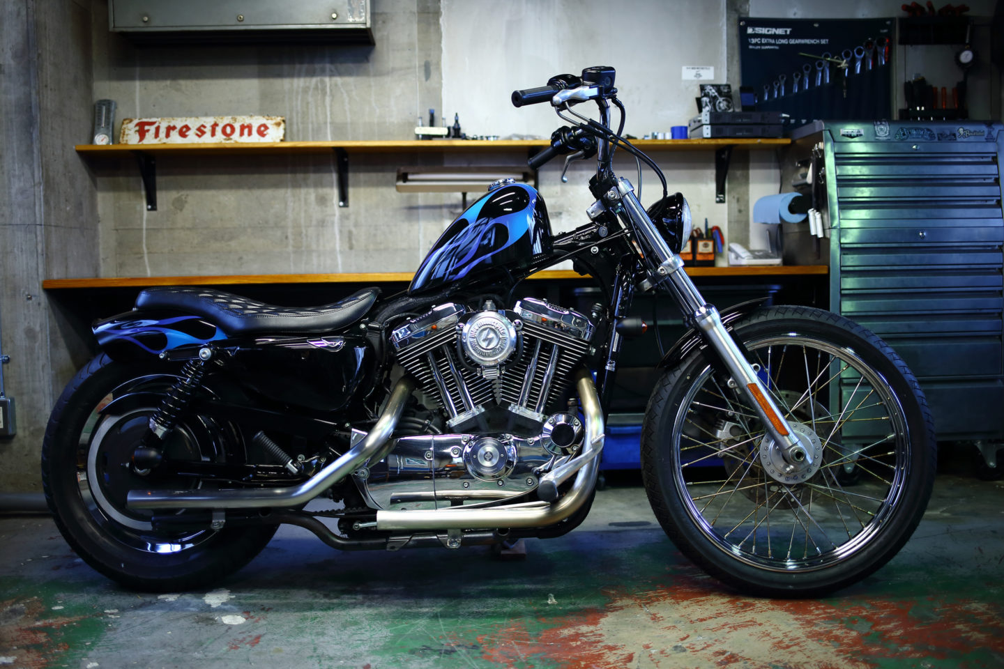 SPORTSTER CUSTOM SP-69