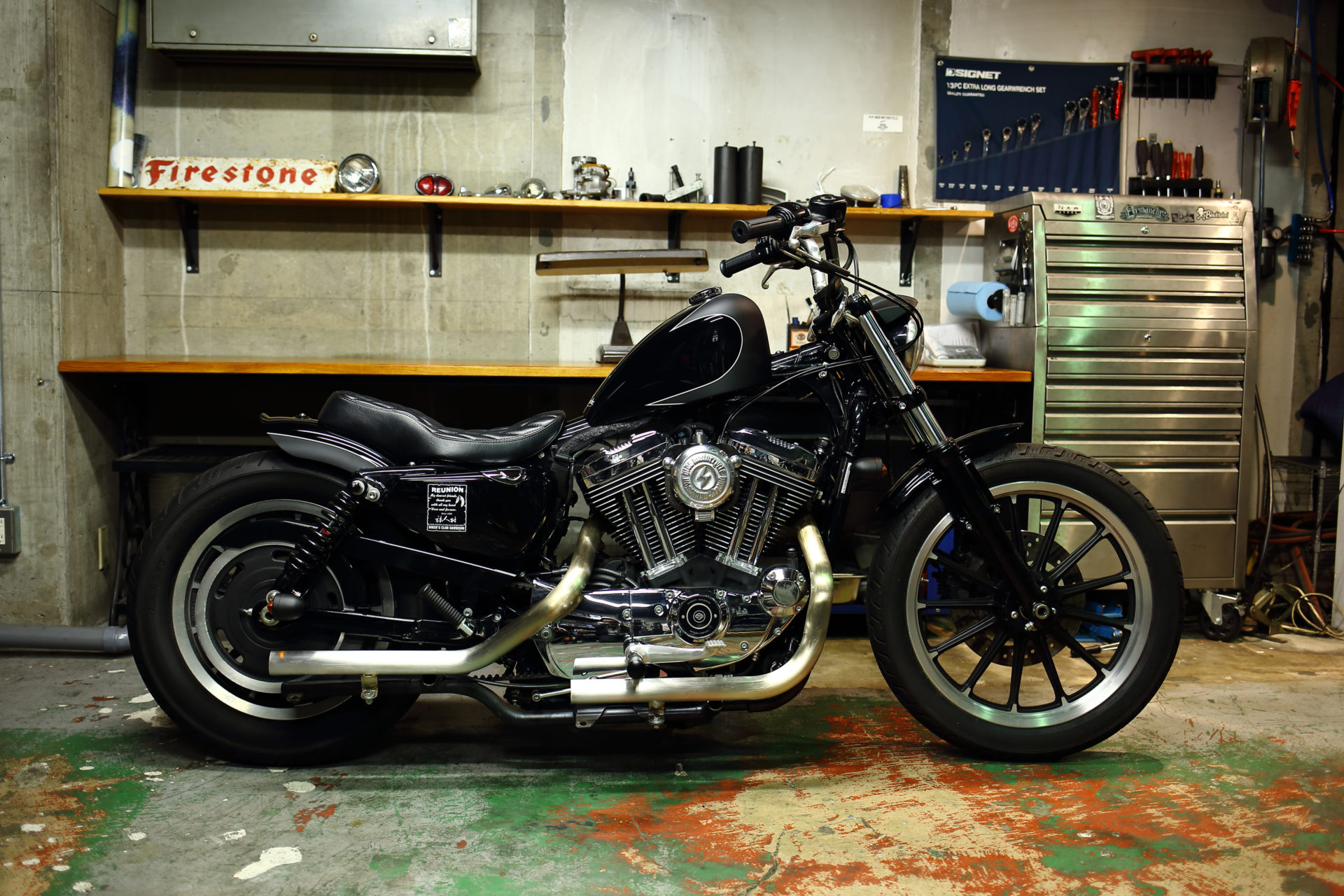 SPORTSTER CUSTOM SP-74