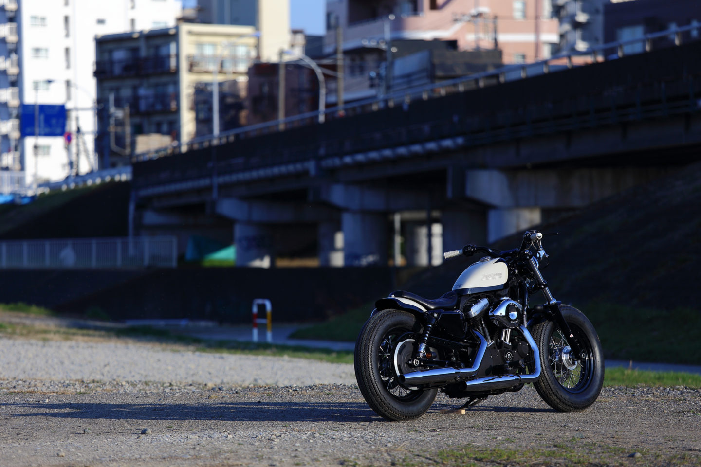 SPORTSTER CUSTOM SP-76