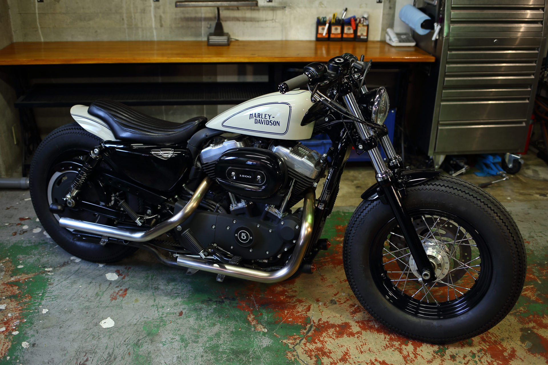 SPORTSTER CUSTOM SP-84