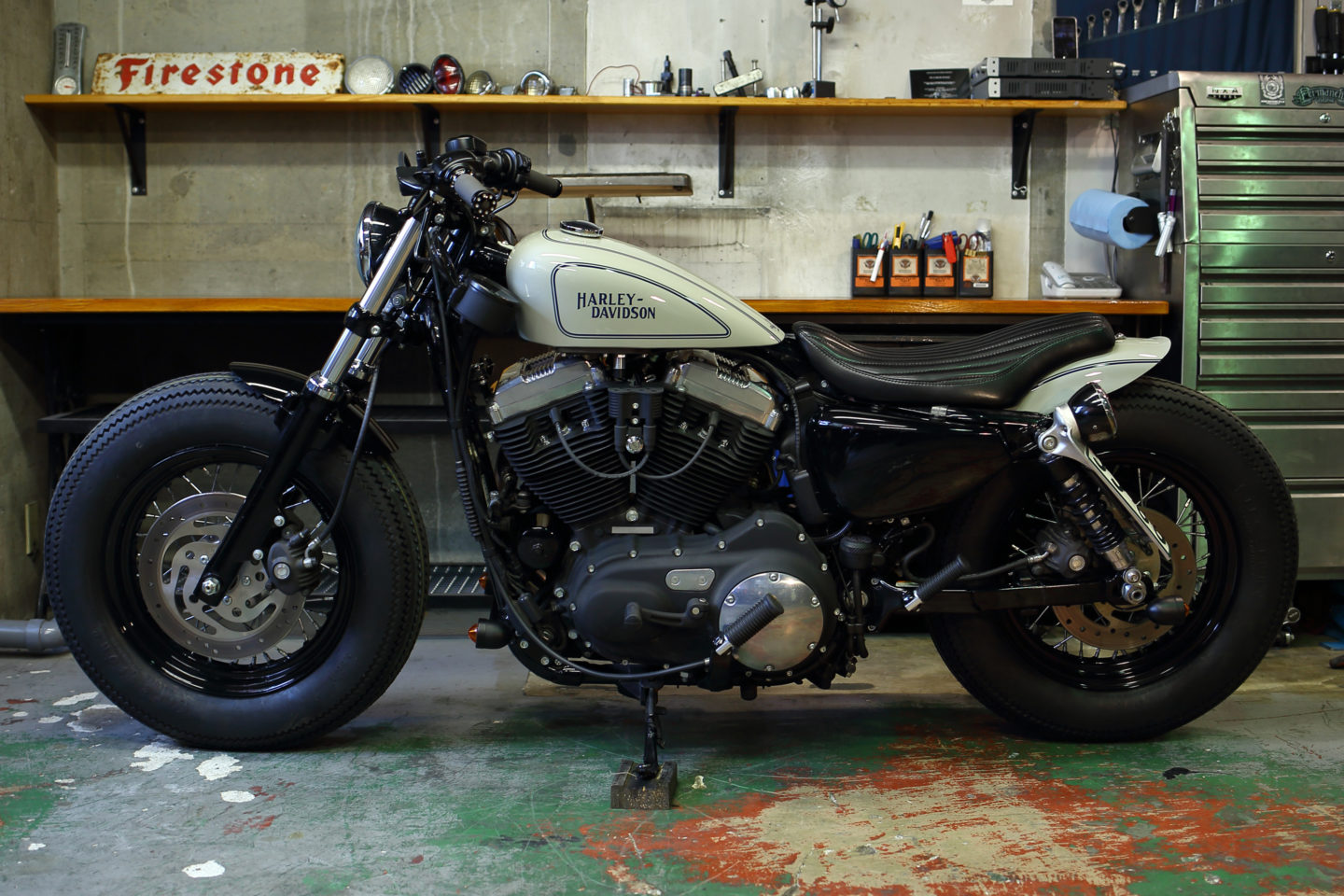 SPORTSTER CUSTOM SP-84