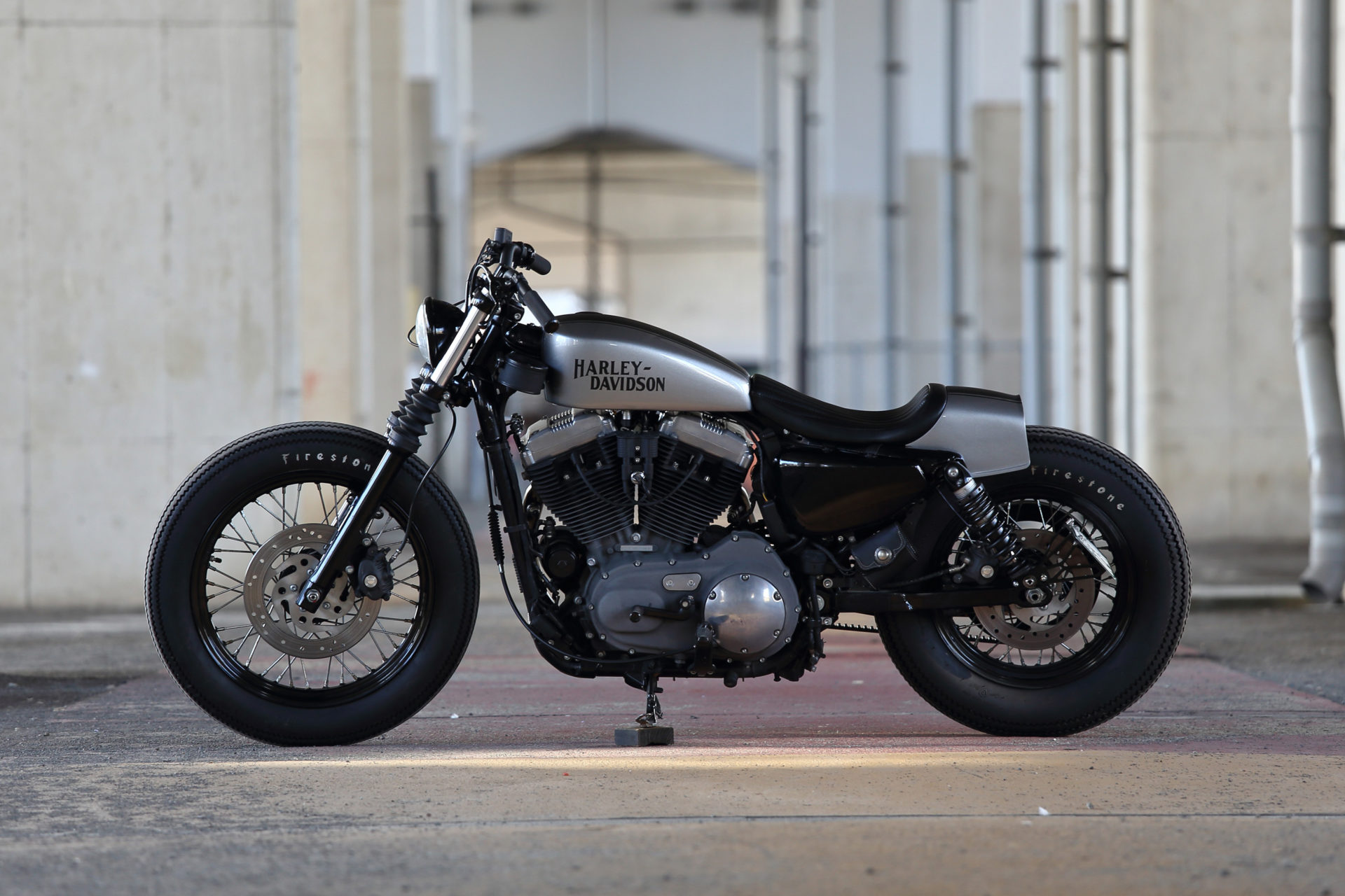 SPORTSTER CUSTOM SP-103