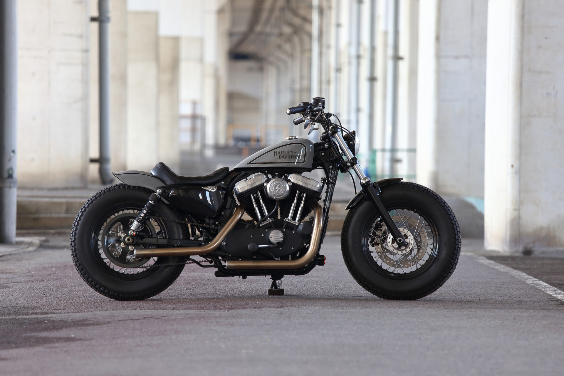 SPORTSTER CUSTOM SP-104