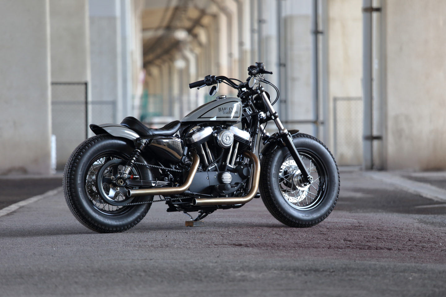 SPORTSTER CUSTOM SP-104