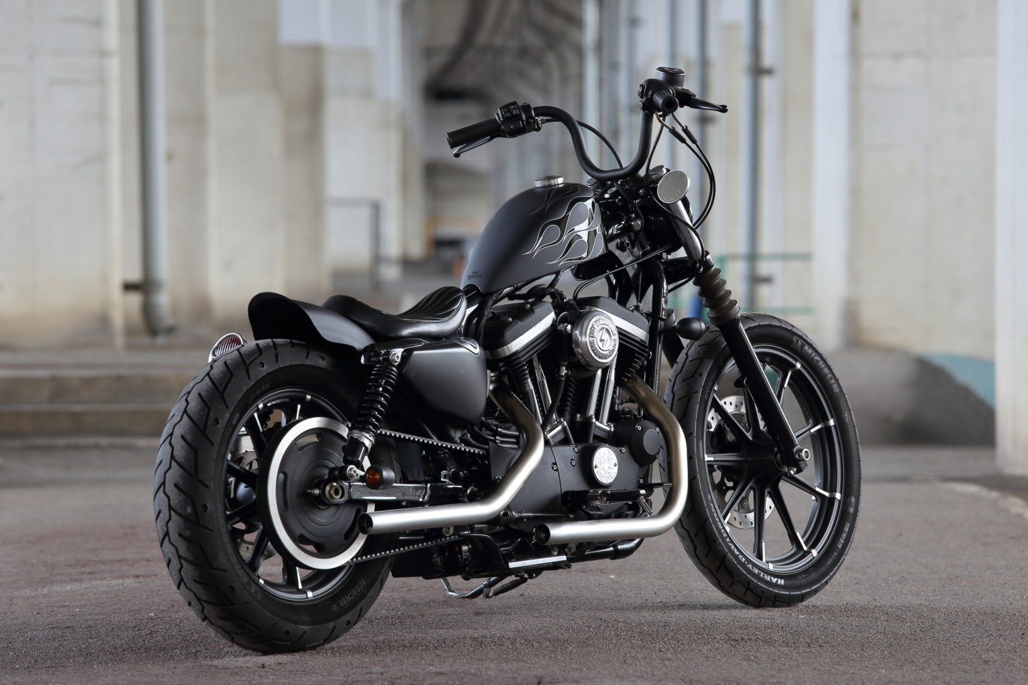 SPORTSTER CUSTOM SP-105